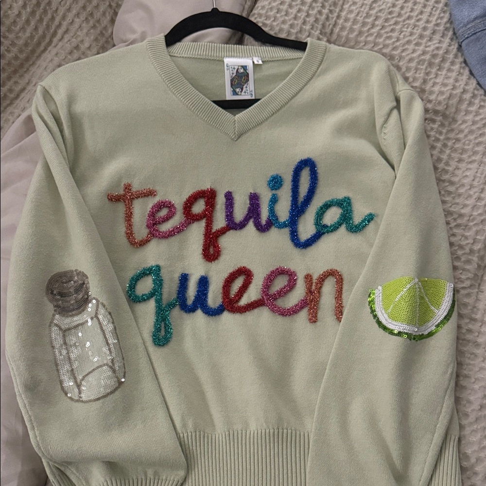 QUEEN OF SPARKLES V-Neck Sweater - Cream with Colorful Embroidery